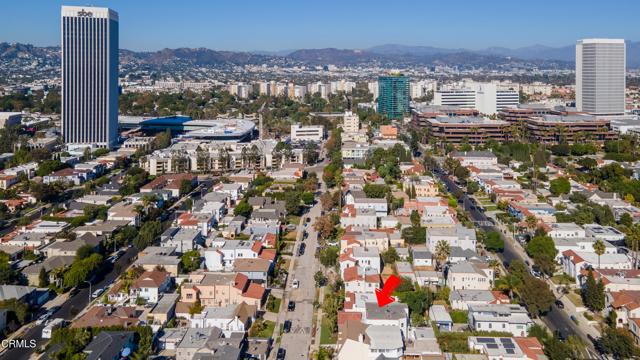 Detail Gallery Image 40 of 48 For 906 S Stanley Ave, Los Angeles,  CA 90036 - 5 Beds | 3/1 Baths