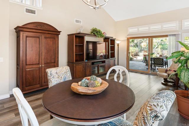 Detail Gallery Image 14 of 56 For 3732 via Cabrillo, Oceanside,  CA 92056 - 3 Beds | 3 Baths