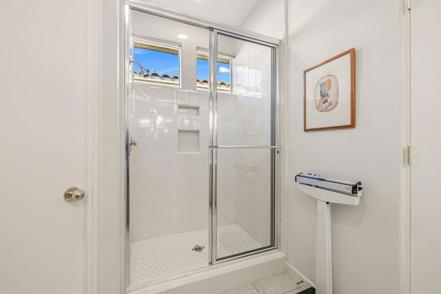 424 White Horse Trail, Palm Desert, CA 92211