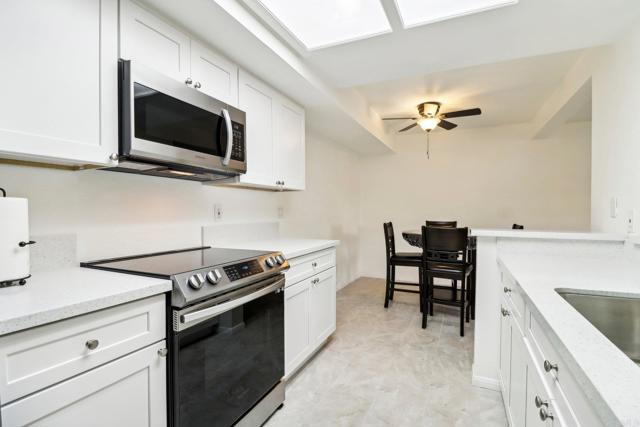 Detail Gallery Image 1 of 1 For 1010 E Washington Ave #72,  Escondido,  CA 92025 - 2 Beds | 1 Baths