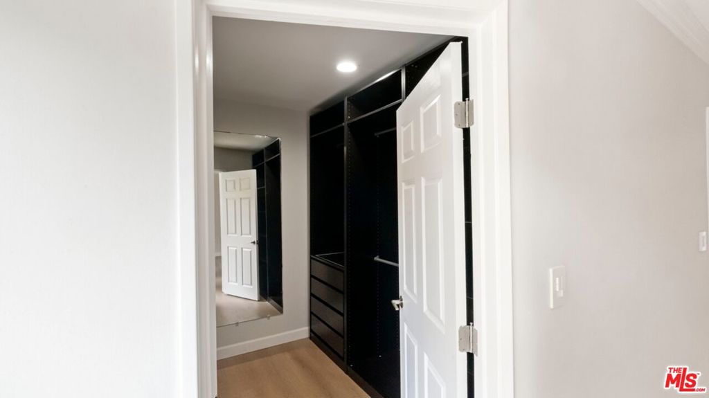 MLS #26855375 image #33
