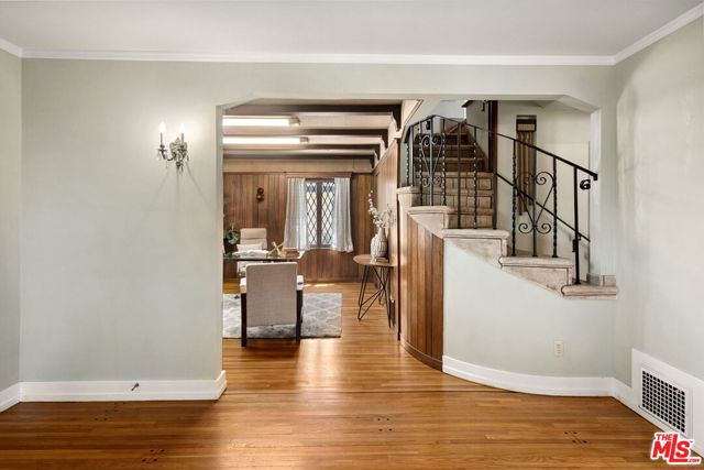 4155 Madison Avenue, Culver City CA: https://media.crmls.org/mediaz/a227b36e-7185-4ee9-9346-dc3cb6d29f9b.jpg