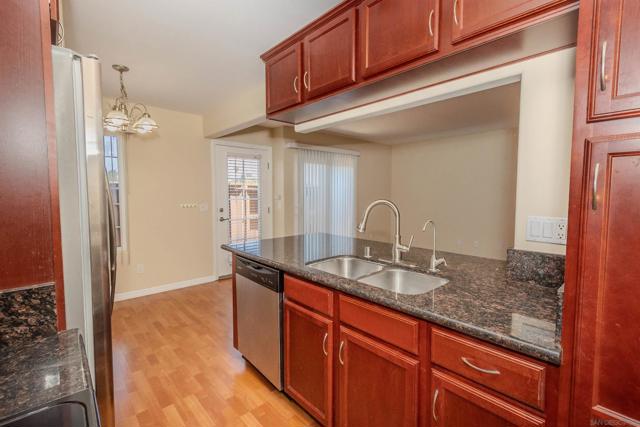 Image 4 of 27 For 5252 Balboa Arms Dr  #155