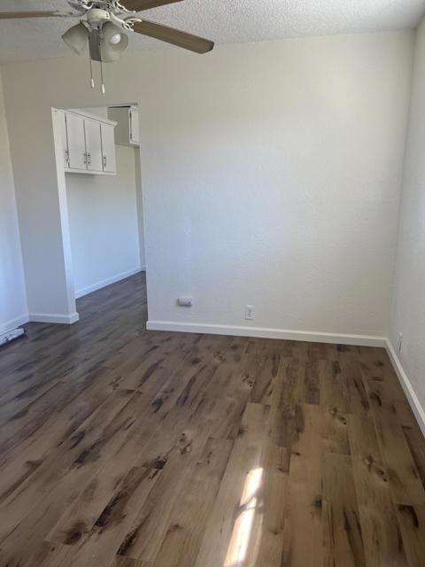 E8F66710-9E06-403A-8008-7DD4C1C18CB2