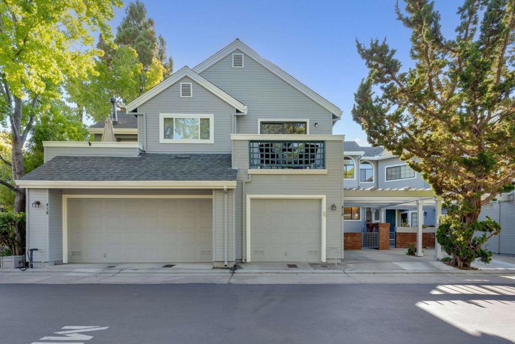 418 Mountain Laurel Court