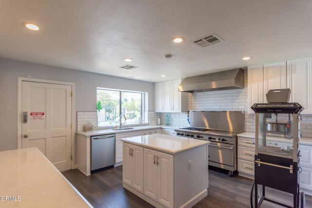 Detail Gallery Image 38 of 42 For 17 Tahquitz Ct #216,  Camarillo,  CA 93012 - 2 Beds | 2 Baths