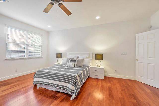 135 Cara Ct, Walnut Creek CA: https://media.crmls.org/mediaz/a22b0ece-b6d9-4eae-a006-c3734c17e2bd.jpg