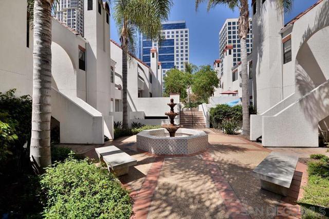 701 Kettner Blvd, San Diego CA: https://media.crmls.org/mediaz/a22b4770-9da3-4b95-943a-077a8c127134.jpg