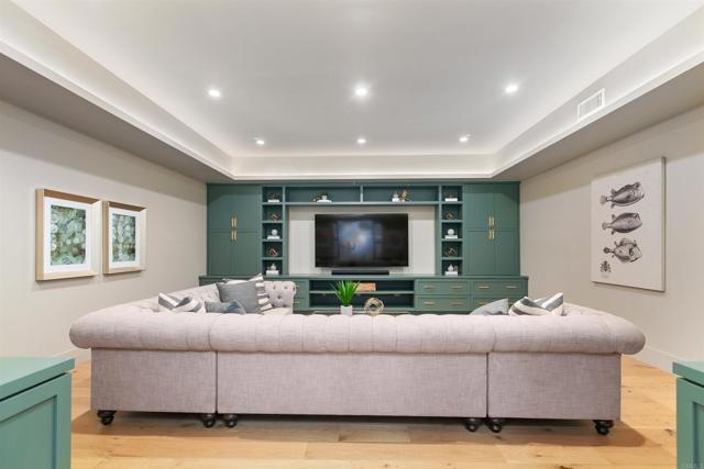 Detail Gallery Image 15 of 54 For 417 Warwick Ave, Cardiff By The Sea,  CA 92007 - 5 Beds | 5/1 Baths