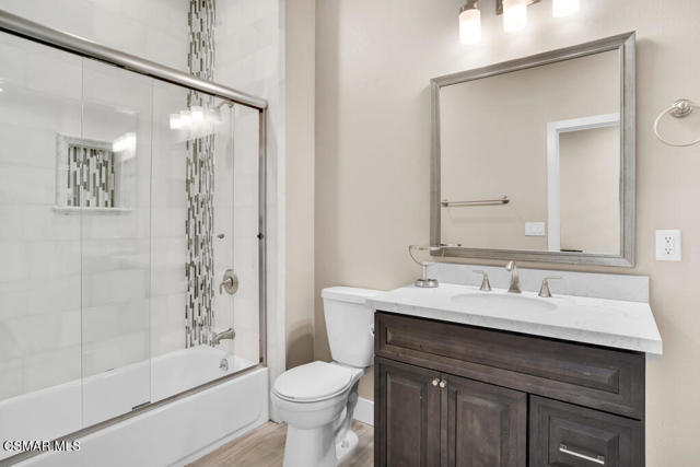 4953 Kilburn Court, Oak Park CA: https://media.crmls.org/mediaz/a22c0230-1746-4172-abad-6e1388f14399.jpg