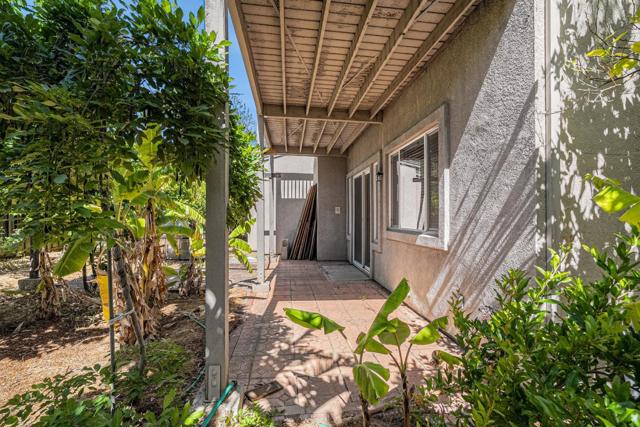 1964 Finger Peak Way, Antioch CA: https://media.crmls.org/mediaz/a22c7c10-9e62-42d3-a180-a1bcfb567aab.jpg