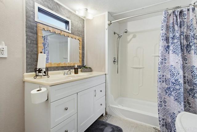 Detail Gallery Image 21 of 39 For 1120 E Mission Rd #SPACE 44,  Fallbrook,  CA 92028 - 1 Beds | 1 Baths