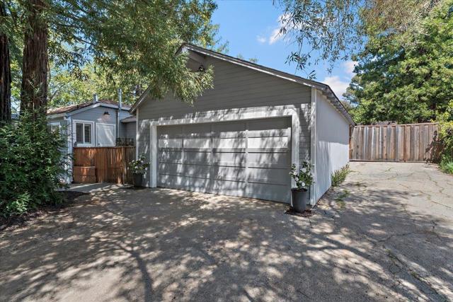 789 Canada Road, Woodside CA: https://media.crmls.org/mediaz/a22fc4a0-4681-4e25-86da-190b7c08d7f2.jpg