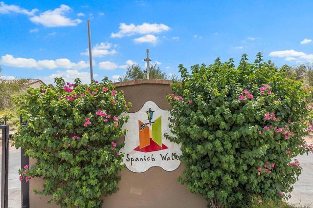 609 Calle Vibrante, Palm Desert CA: https://media.crmls.org/mediaz/a23052cc-5974-4f62-911b-c4b65240a3ff.jpg