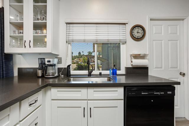 15576 Paseo Ajanta, San Diego CA: https://media.crmls.org/mediaz/a230cac8-ce58-458d-b1ca-11cb345e0767.jpg