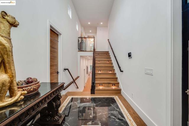 13462 Campus drive, Oakland CA: https://media.crmls.org/mediaz/a23135e4-30ec-4ed0-a20e-5e29a9518188.jpg