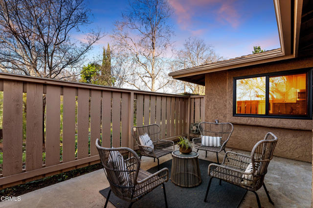 4490 Lubbock Drive, Simi Valley CA: https://media.crmls.org/mediaz/a2313706-5034-4eed-84c0-0e2ba129e09b.jpg
