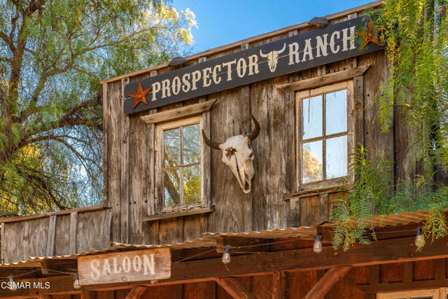 356 E Carlisle Road, Thousand Oaks CA: https://media.crmls.org/mediaz/a2315c57-cf07-4bb7-9da7-d4387d010a91.jpg