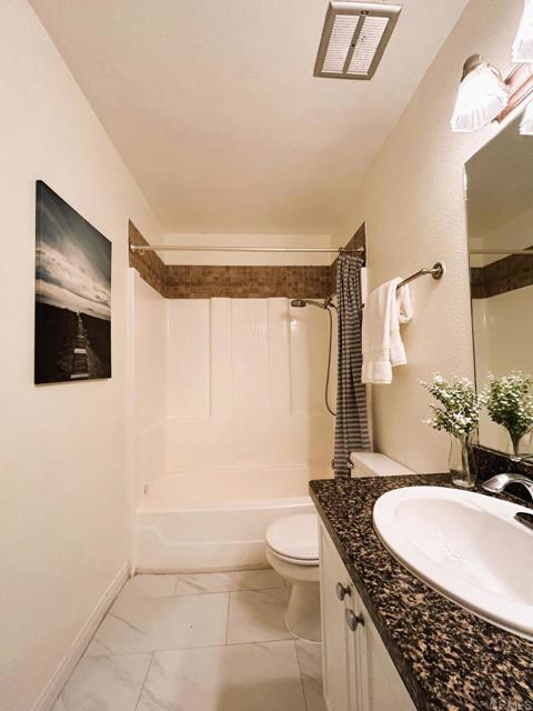 Detail Gallery Image 21 of 46 For 17159 W Bernardo Dr #103,  San Diego,  CA 92127 - 2 Beds | 2 Baths