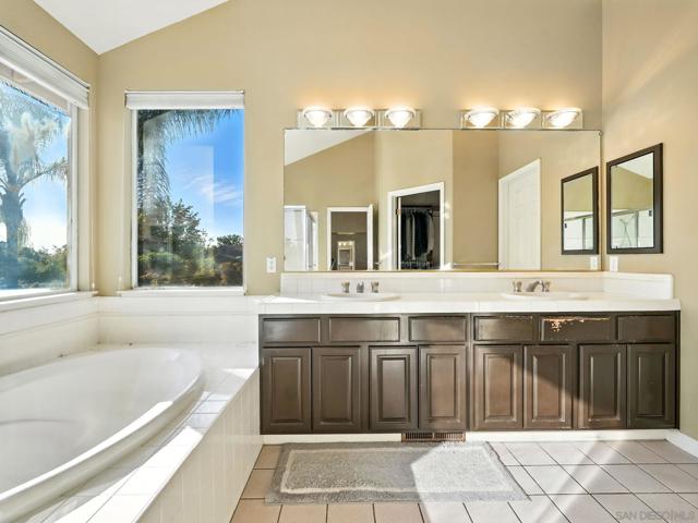 3097 High Meadow Ln, San Jose CA: https://media.crmls.org/mediaz/a2321357-86dc-42c7-9e18-f28819c209f5.jpg