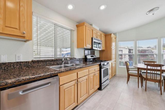 3 Coral Way, Half Moon Bay CA: https://media.crmls.org/mediaz/a23228ab-8919-414e-a7f8-190fef4a96d5.jpg