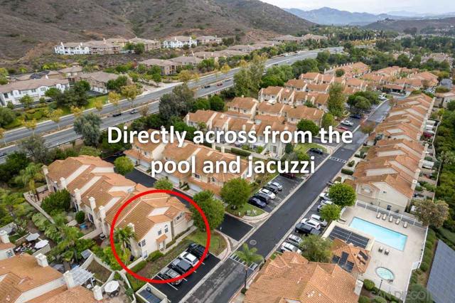 11002 Creekbridge Place, San Diego CA: https://media.crmls.org/mediaz/a2329102-dc64-44f7-ada6-d5de5a63d71b.jpg