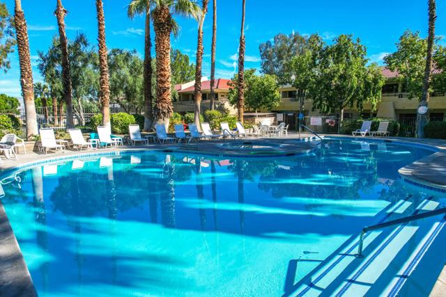 675 N Los Felices W Circle, Palm Springs CA: https://media.crmls.org/mediaz/a233e470-ef1f-437d-a6ea-ba95342c13ad.jpg