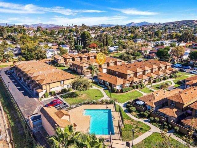 9607 Kumquat Dr, Lakeside CA: https://media.crmls.org/mediaz/a234828d-d8ff-4481-a817-ca4038bc2970.jpg