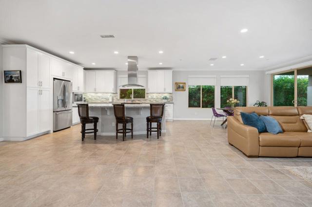 82660 E Mccarroll Drive, Indio CA: https://media.crmls.org/mediaz/a2349973-342e-4a30-a091-b02ba4f898c7.jpg