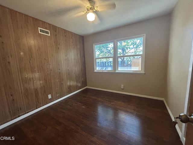 Detail Gallery Image 5 of 7 For 20955 Saticoy St, Los Angeles,  CA 91304 - 3 Beds | 2 Baths