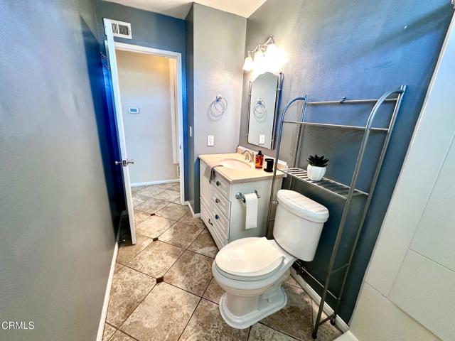 1157 Acadia Place, Ventura CA: https://media.crmls.org/mediaz/a2360db6-d5b7-47da-b315-5075557f7d55.jpg