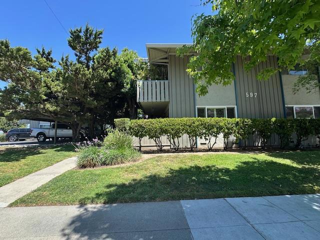 597 Valley Forge Way, Campbell CA: https://media.crmls.org/mediaz/a2362a58-bec7-46b3-a7fa-a175e3c2c87e.jpg
