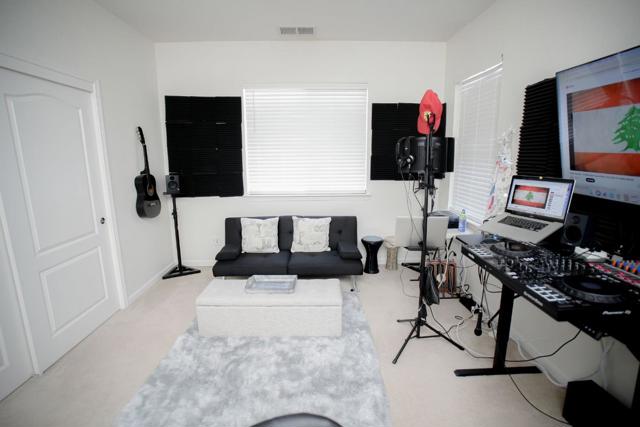 2628 Acapulco Way, Modesto CA: https://media.crmls.org/mediaz/a239209b-8b81-4705-9eca-57feebabf42c.jpg