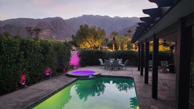 895 Ventana, Palm Springs, CA 92262