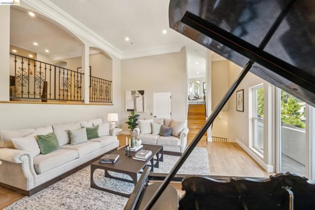 Image 11 of 60 For 6929 Bristol Dr