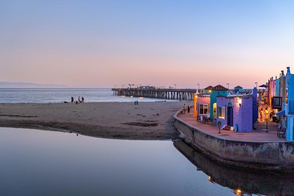 https://media.crmls.org/mediaz/a23bc336-e21d-4b2f-bb99-0330915286e5.jpg?preset=X-Large