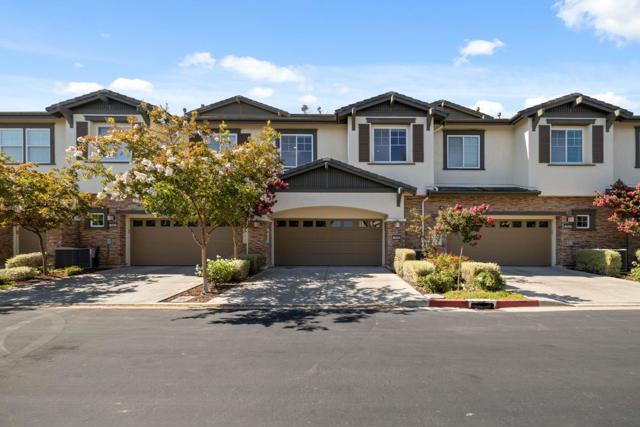 2866 Paseo Lane, San Jose CA: https://media.crmls.org/mediaz/a23be43d-9bd8-4916-b9d1-9ac9a40d2e0d.jpg