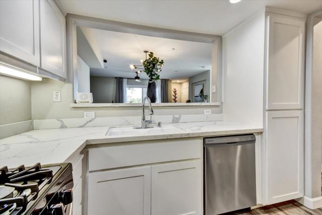 2043 Sonador Commons, San Jose CA: https://media.crmls.org/mediaz/a23be4c6-ea43-47ff-891e-4186c9cdd45b.jpg