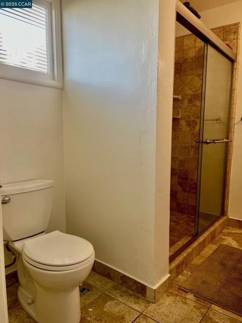 3530 Clinton Ave, Richmond CA: https://media.crmls.org/mediaz/a23bfc92-6631-4740-9074-bbd12a9e5e16.jpg