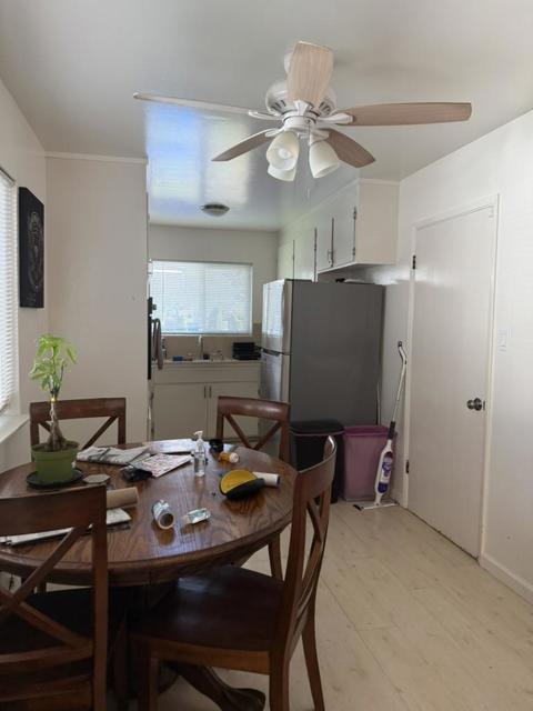 1295 Flora Avenue, San Jose CA: https://media.crmls.org/mediaz/a23cec60-acc5-4035-b623-88d9940e4835.jpg