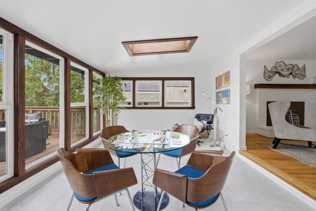 Image 12 of 89 For 920 Franklin Street