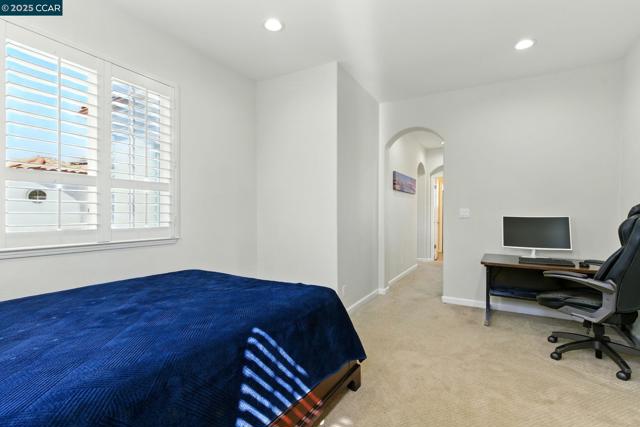 416 Ustilago Ct, San Ramon CA: https://media.crmls.org/mediaz/a23d83a1-3d32-49ce-8d57-e1276d59c42c.jpg