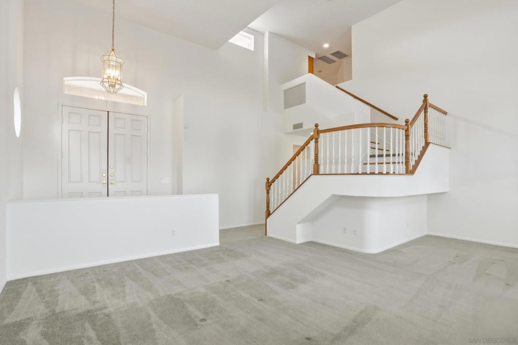 881 Windridge Circle - photo 11