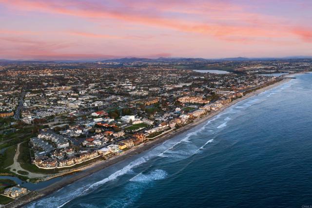 Detail Gallery Image 3 of 60 For 270 Normandy Ln, Carlsbad,  CA 92008 - 4 Beds | 4/1 Baths