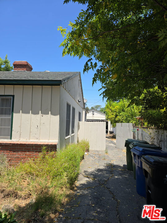 2 Bed Home for Sale in Los Angeles, California