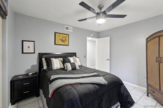 MLS #250036243SD image #37