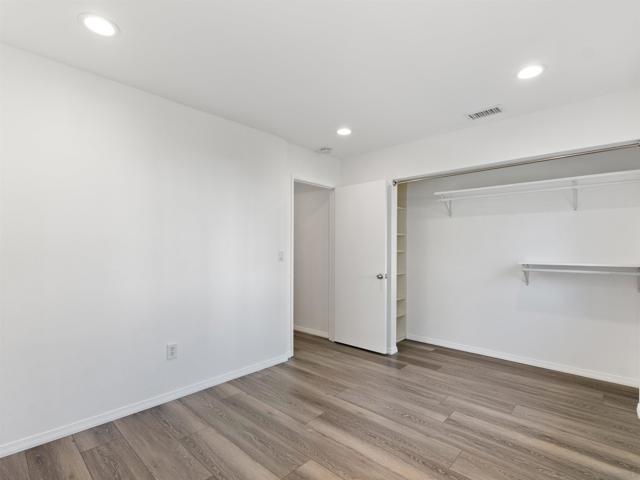 Image 30 of 43 For 2835 Hillsboro Ct