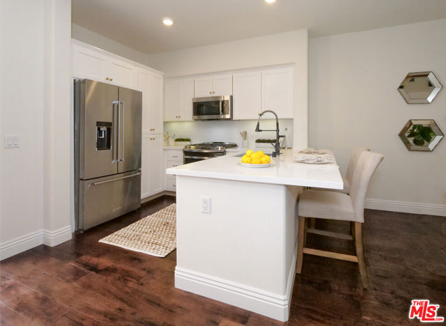 28220 Highridge Road, Rolling Hills Estates, California 90274, 2 Bedrooms Bedrooms, ,2 BathroomsBathrooms,Residential,For Sale,Highridge,25603575