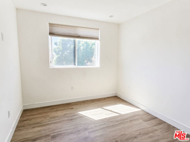 3524 S Bronson Avenue, Los Angeles CA: https://media.crmls.org/mediaz/a24176c8-49eb-4a08-a108-c58ee86016d4.jpg