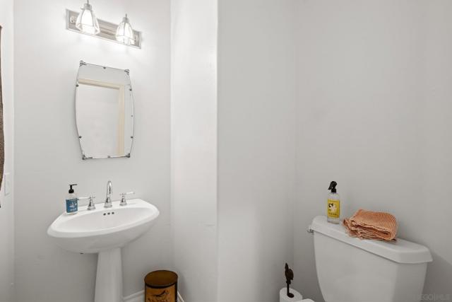 15847 Mac Tan Ln, Valley Center CA: https://media.crmls.org/mediaz/a241cfde-8de3-46f3-9055-942ecb4a1d67.jpg